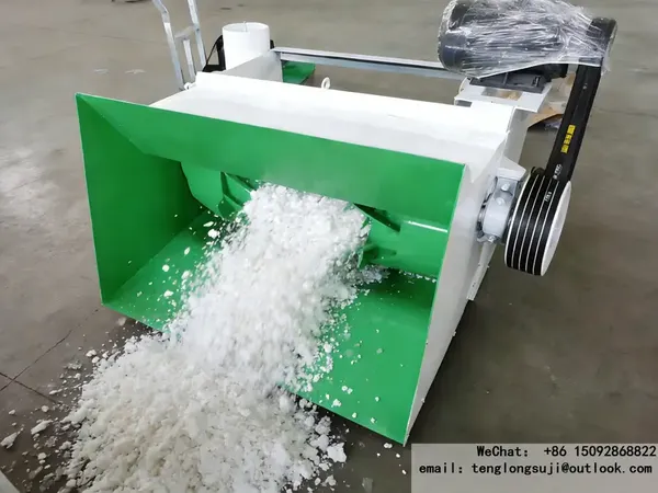 Machine de recyclage plastique